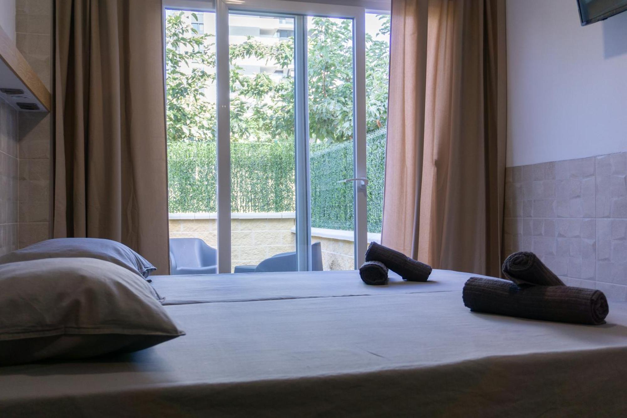 Apartamentos La Ruta Калпе Екстериор снимка