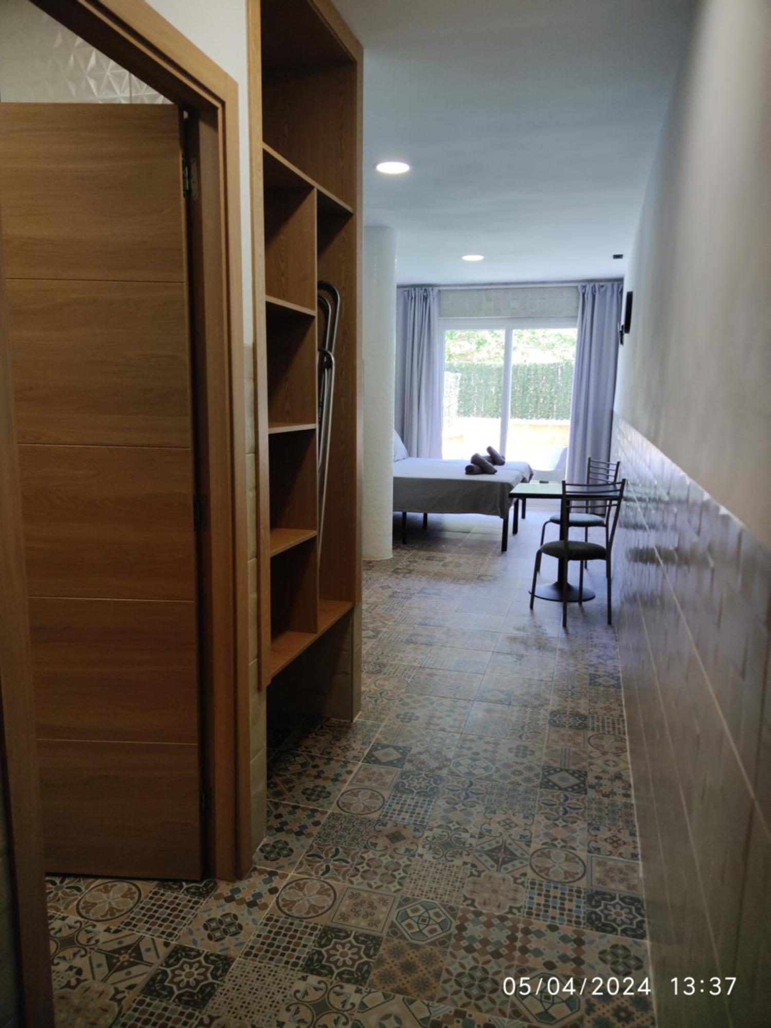 Apartamentos La Ruta Калпе Екстериор снимка